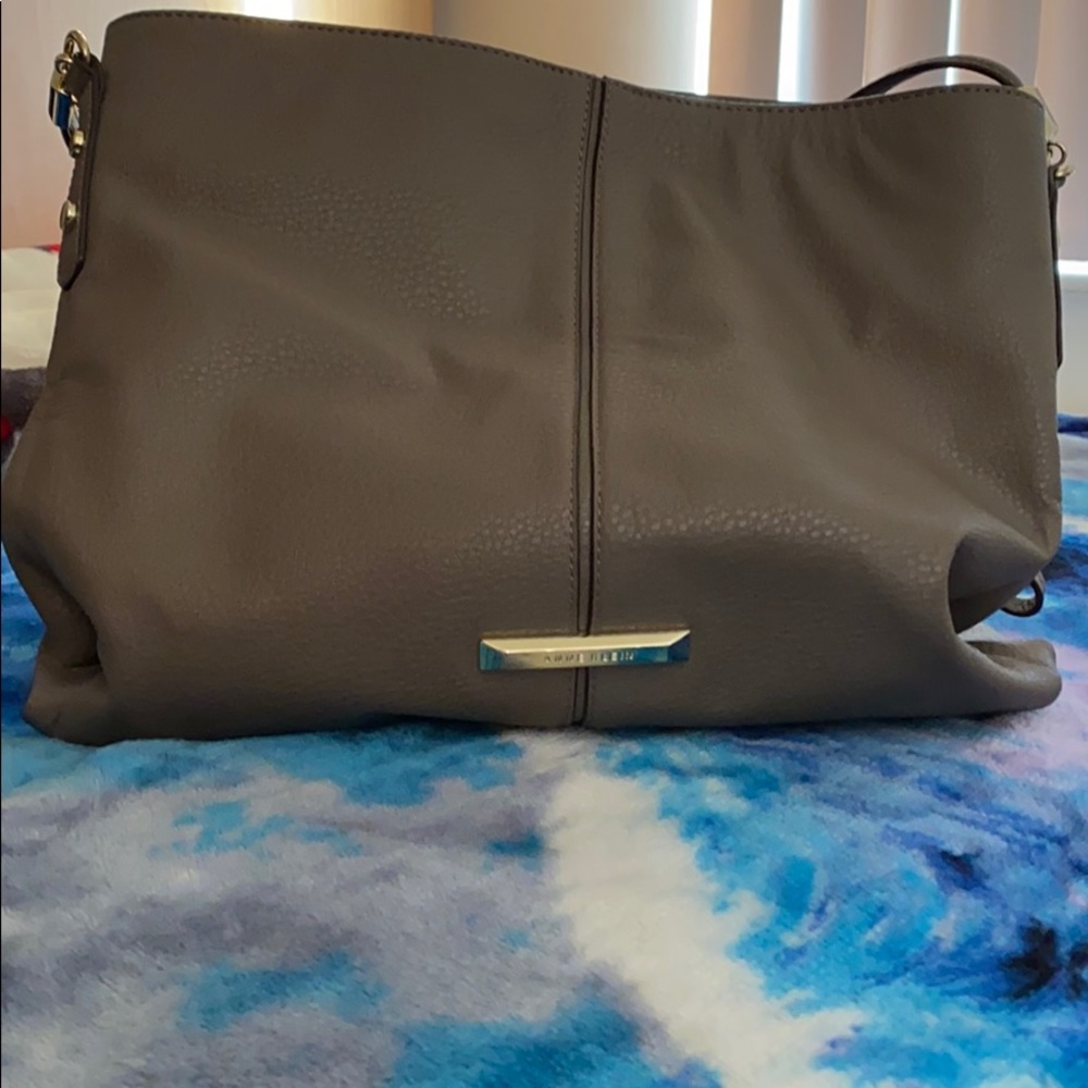 Anna Klein shoulder tote